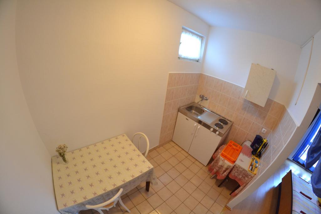 Apartment Beg Rab Town Eksteriør bilde