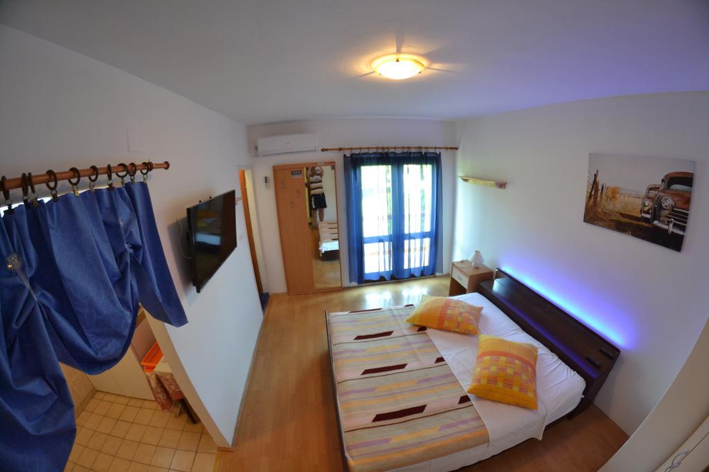 Apartment Beg Rab Town Eksteriør bilde